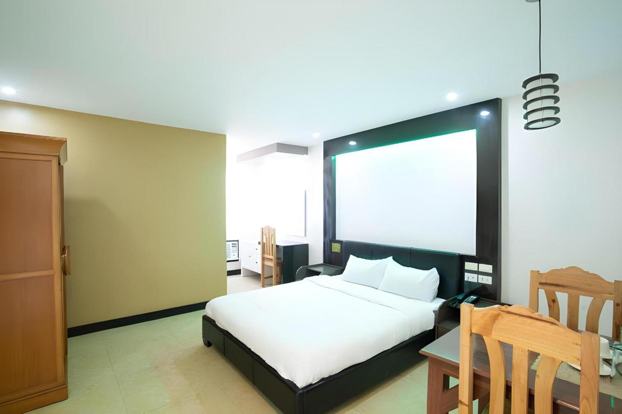 Oyo 195 Ranchotel - Binan Dış mekan fotoğraf